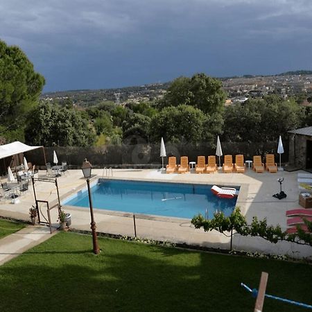 Rural Apartment With Shared Garden Pool And Spa Galapagar Εξωτερικό φωτογραφία