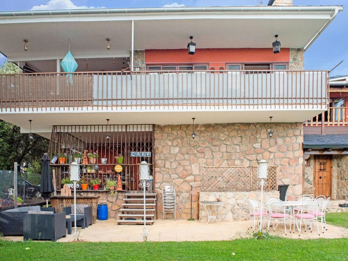 Rural Apartment With Shared Garden Pool And Spa Galapagar Δωμάτιο φωτογραφία